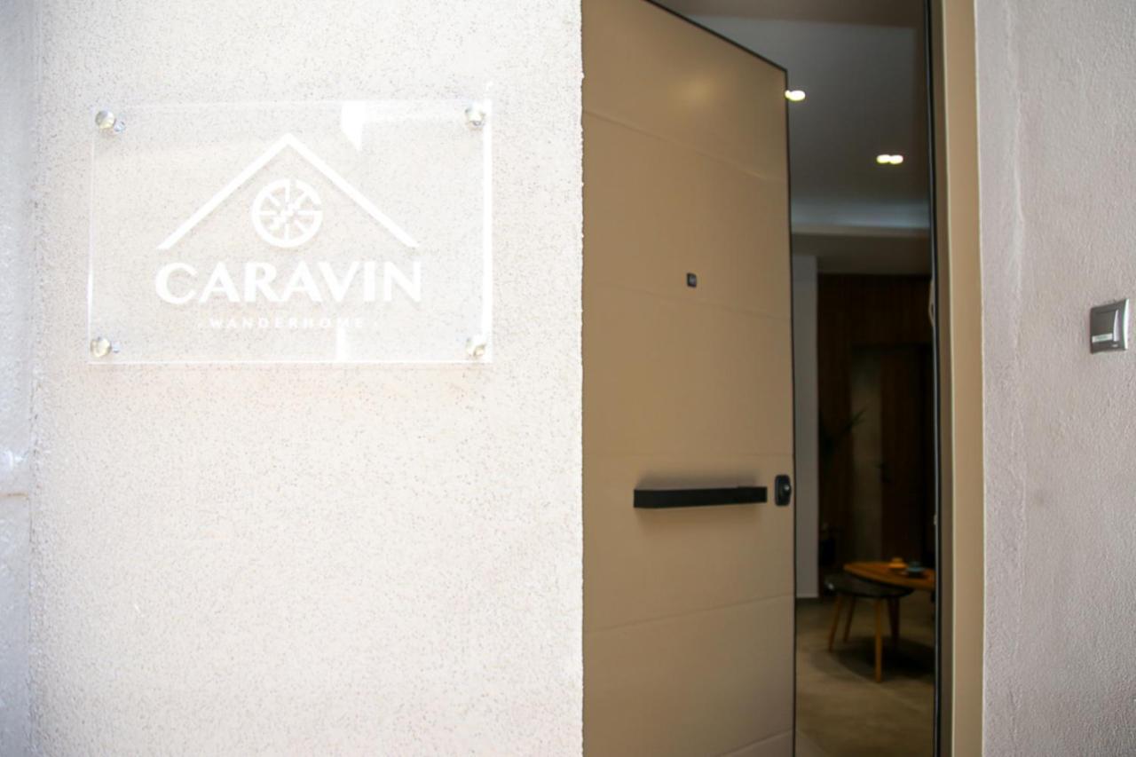 Caravin Wanderhome, 5 Min From Metro Nea Ionia アテネ エクステリア 写真